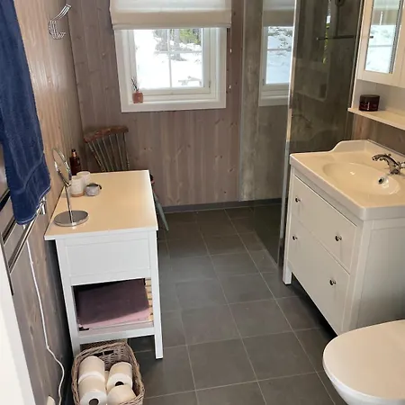 Sommeridyll I Vannkanten *