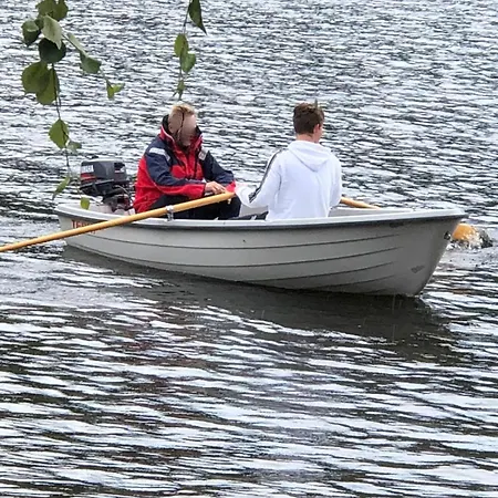 Sommeridyll I Vannkanten 펜션 *