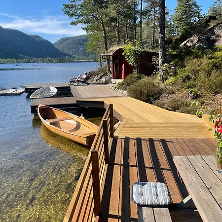 Sommeridyll I Vannkanten * Bygland