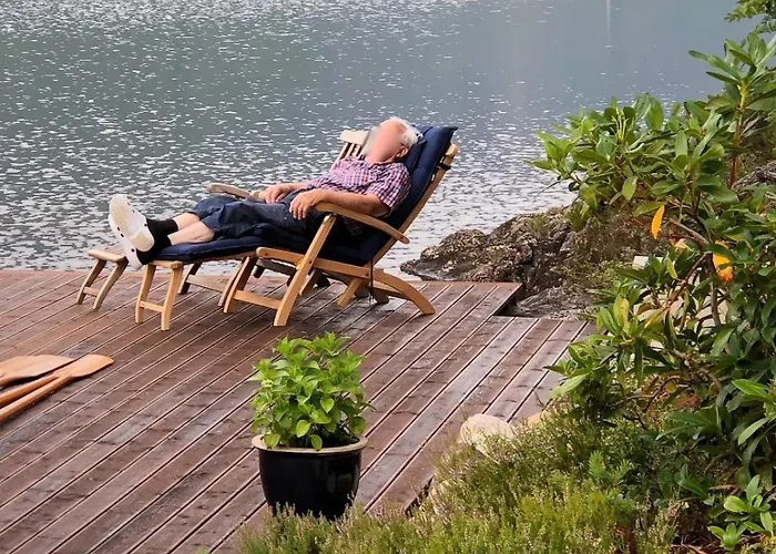 Sommeridyll I Vannkanten 펜션